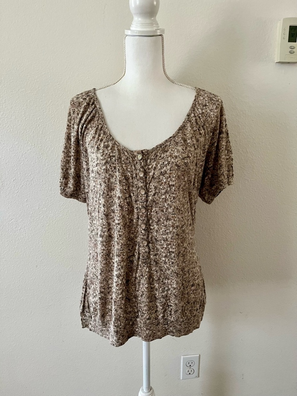 attention Brown Marled Scoop Neck Button-Front Short Sleeve Top